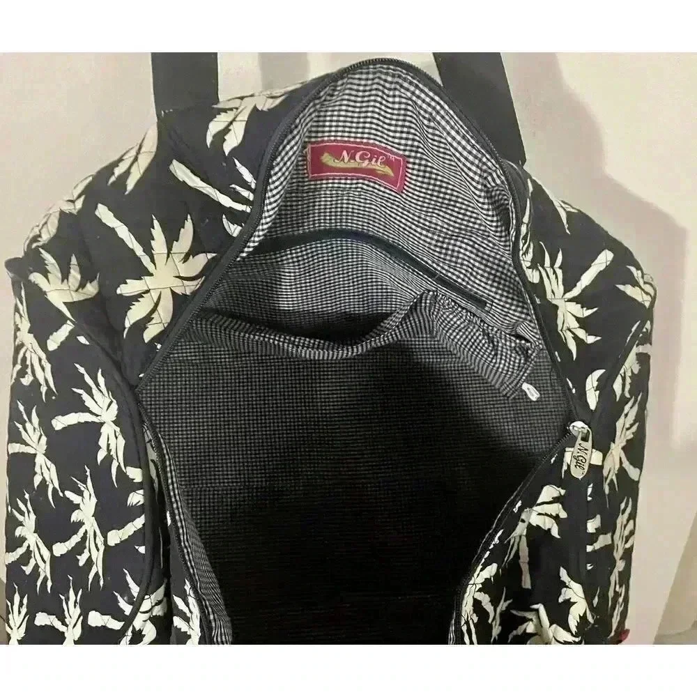 NGIL Quilted Palm Tree Travel Duffel Bag Blue White 21” L x 10‎ 1/4” H x 10” W